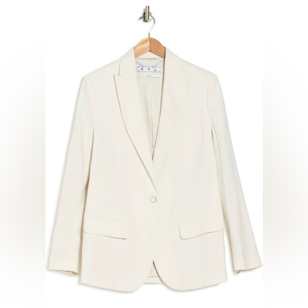 Off-White
Solid Peak Lapel One
Button Jacket